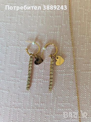 Комплект колие Fossil и обеци Guess , снимка 3 - Обеци - 51149631