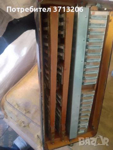 Акоордеон Делиция 96.баса ПРОДАДЕН, снимка 5 - Китари - 52354346