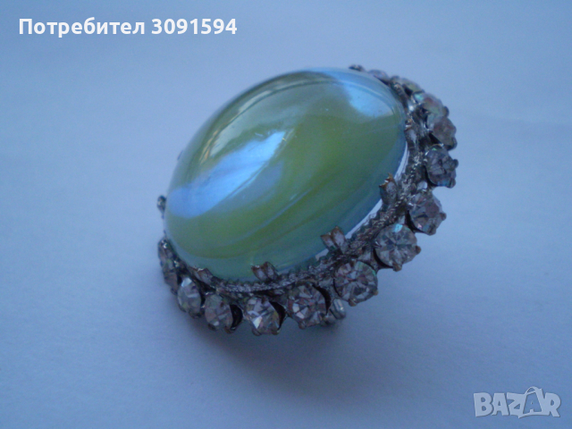 Винтич кръгла  зелена брошка , снимка 2 - Други - 36401339