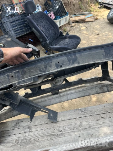 Предна маска с греда Рено Меган/Сценик 2004г, снимка 6 - Части - 51056181