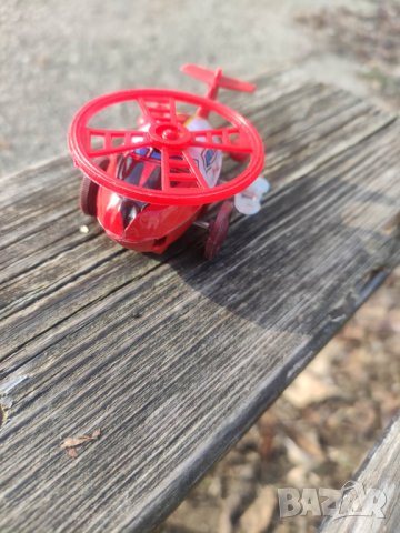 Продавам Играчка хеликоптер , снимка 3 - Влакчета, самолети, хеликоптери - 43801851