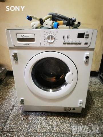 Пералня със сушилня Electrolux EWX 147410 W , снимка 9 - Перални - 53574330