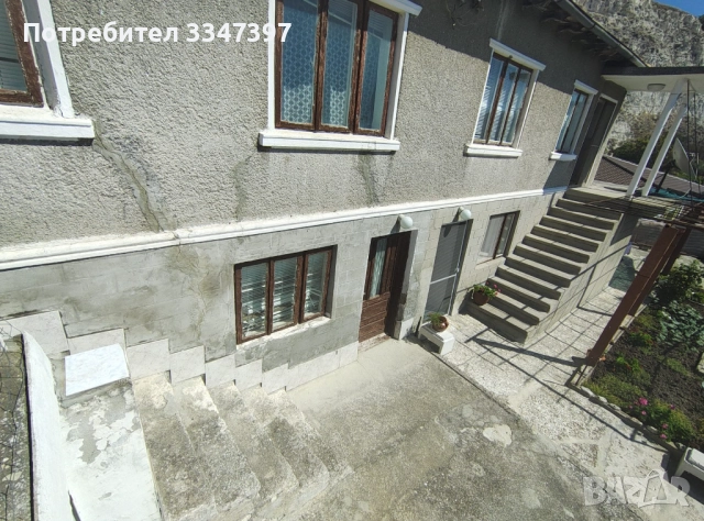 Продавам 1/2 реална част от къща в централната част на гр. Балчик., снимка 4 - Къщи - 52504680