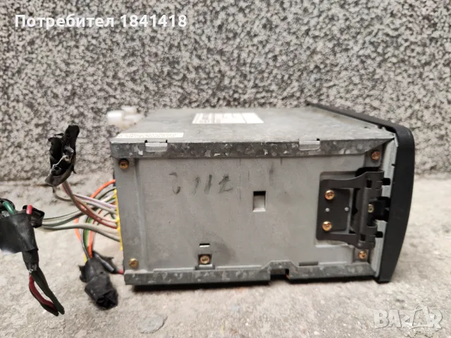 Радиокасетофон за Форд ескорт, снимка 8 - Радиокасетофони, транзистори - 48129728