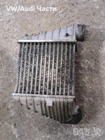 Интеркулер за Голф 4 Ауди А3 Сеат Шкода VW Golf 4 Audi A3 Seat Skoda Bora 1J0145805, снимка 2 - Части - 50950431