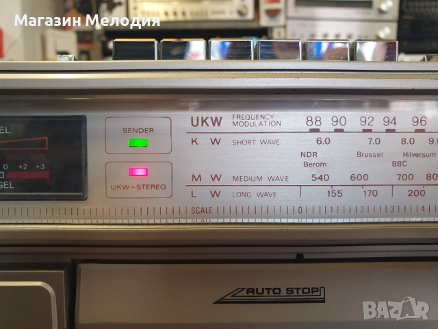 Радиокасетофон INTERFUNK IF 1881 В отлично техническо и визуално състояние., снимка 8 - Радиокасетофони, транзистори - 26401329