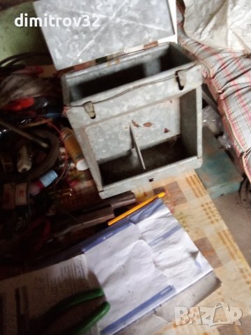 хранилка за животни 