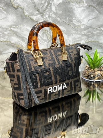 чанти FENDİ 18x13CM , снимка 3 - Чанти - 52106907