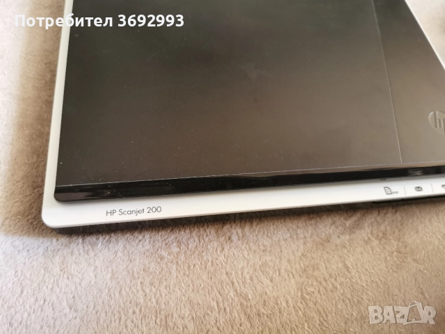 Скенер HP Scanjet 200 
