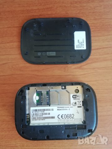 Huawei E5151s-2 Мобилен рутер с ЛАН ПОРТ бисквитка, снимка 3 - Рутери - 43606221