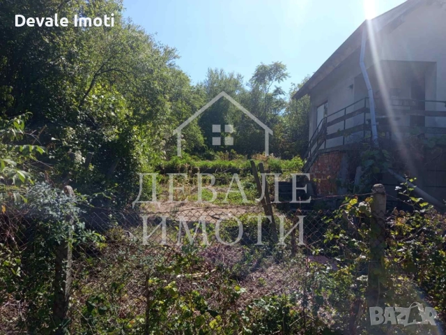 Продава се вила в гр. Русе, област Русе в Касева чешма , местността „ Карамлийка“, снимка 3 - Вили - 51641138