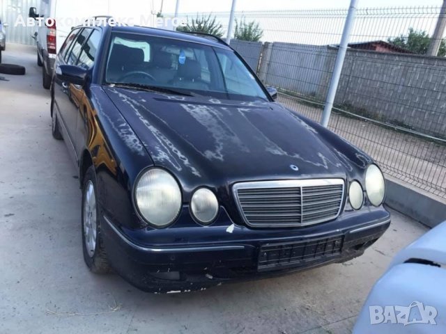 Mercedes E320, снимка 3 - Автомобили и джипове - 39474729