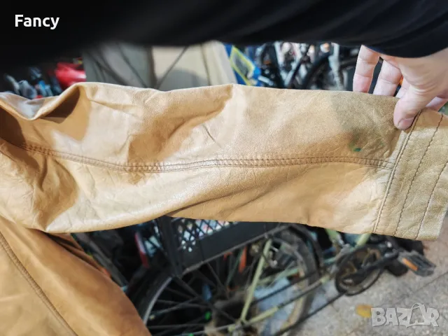 Оригинално кожено яке Hugo Boss/XL, снимка 13 - Якета - 48068640