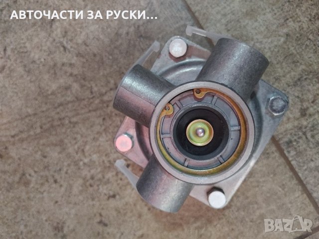 Кран трипътен КАМАЗ руски нов заводски, снимка 2 - Части - 32874481