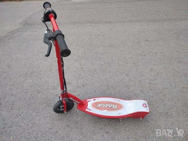 Детска електрическа тротинетка - няма зарядно и батерии. С работещ двигател., снимка 3 - Други спортове - 51121752