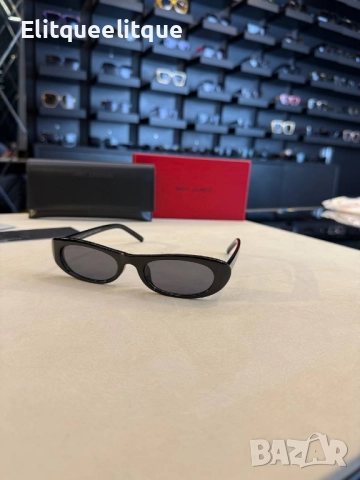 очила с черен обикновен калъф и Ув защита ysl saint laurent , снимка 15 - Слънчеви и диоптрични очила - 52259789