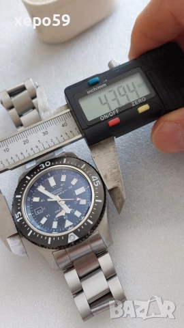 Оригинален Мъжки часовник Breitling Superocean 44 Automatic Blue Dial Men's Watch (Брайтлинг 44мм.), снимка 13 - Мъжки - 52217856