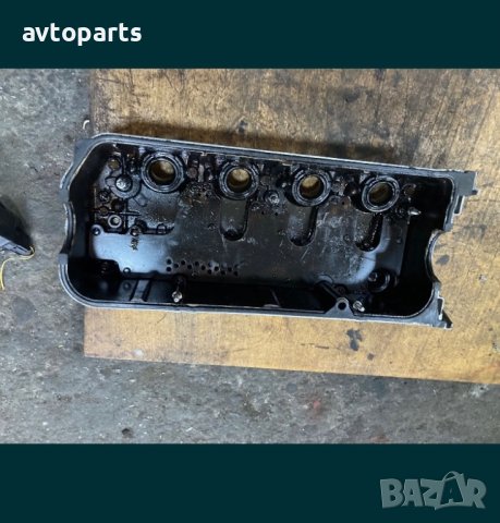 Honda civic 2005година 1.4i Капак Глава, снимка 6 - Части - 40578413