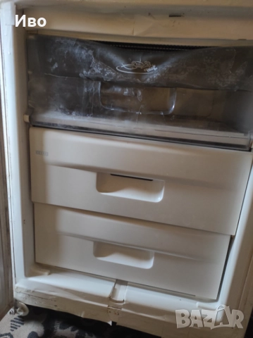 Продавам хладилник с фризер SNAIGE RF 310 – 173 см височина, снимка 14 - Хладилници - 51887158