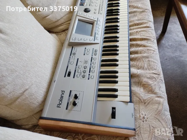 Клавир Роланд Дискавъри 5, снимка 14 - Синтезатори - 48932652