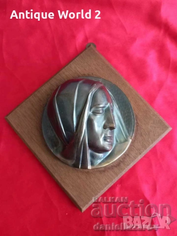 Стара Релефна Икона Дева Мария ,Дърво и Метал