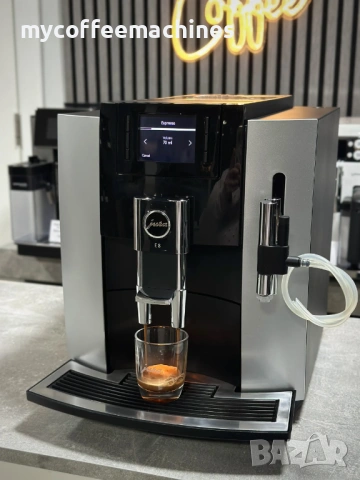 Кафемашина JURA E8, снимка 4 - Кафемашини - 53596305