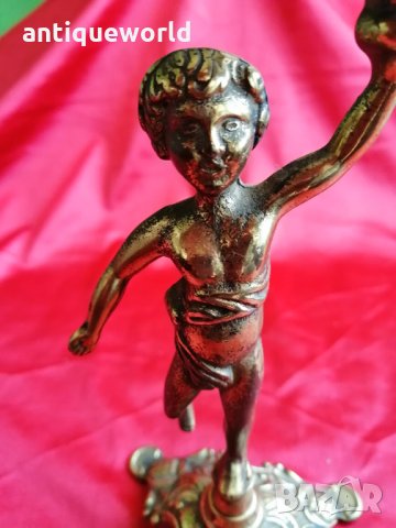 Стар Бронзов БАРОКОВ Свещник Момченце, снимка 2 - Антикварни и старинни предмети - 32466659