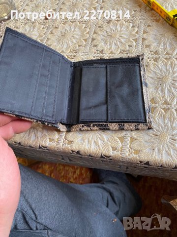 Портфейл, снимка 3 - Портфейли, портмонета - 36594813