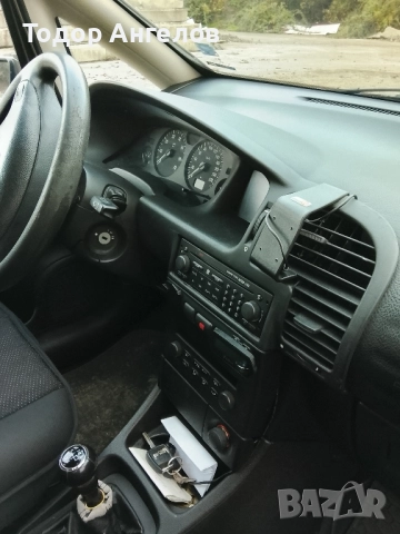 Опел Зафира 1.8, снимка 11 - Автомобили и джипове - 52469790