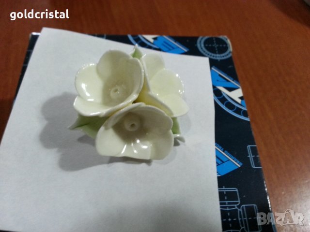 Стара брошка порцелан , снимка 2 - Антикварни и старинни предмети - 40693157