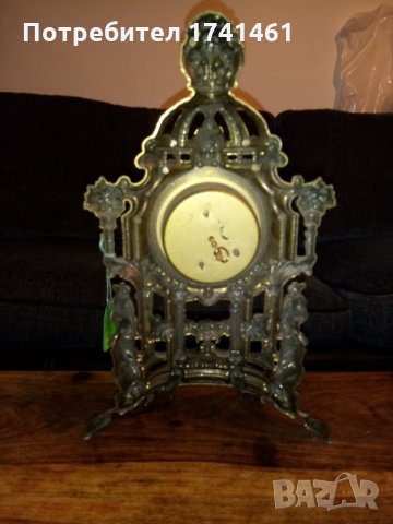 Механичен часовник, снимка 4 - Антикварни и старинни предмети - 27330793