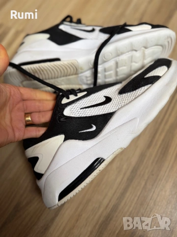 Оригинални маратонки Nike Air Max Bolt! 43 н, снимка 6 - Маратонки - 52850939