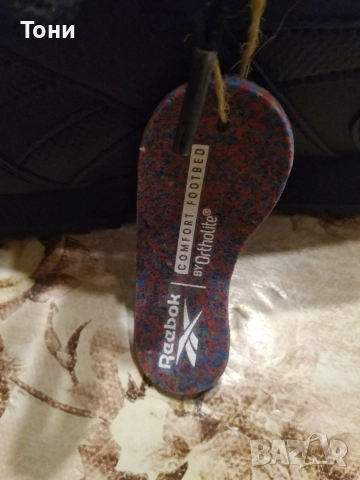 REEBOK Оригинал Нови Дамски Маратонки от Естествена Кожа 40, снимка 2 - Маратонки - 52667899