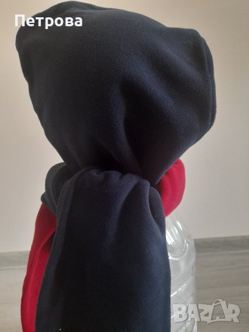 Зимна шапка от полар в два цвята с две лица и шал, снимка 3 - Шалове - 43154319