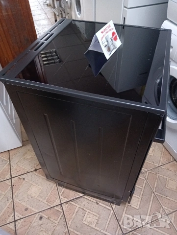 Чисто нова черна свободно стояща печка с индукционни котлони с две години гаранция!, снимка 7 - Печки, фурни - 53278540