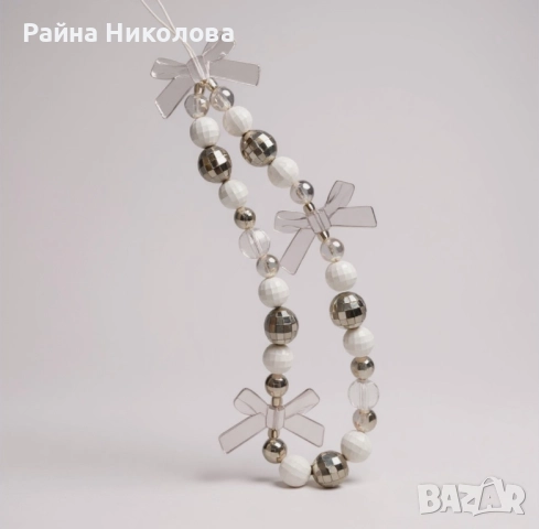 Висулка за телефон – стилен аксесоар