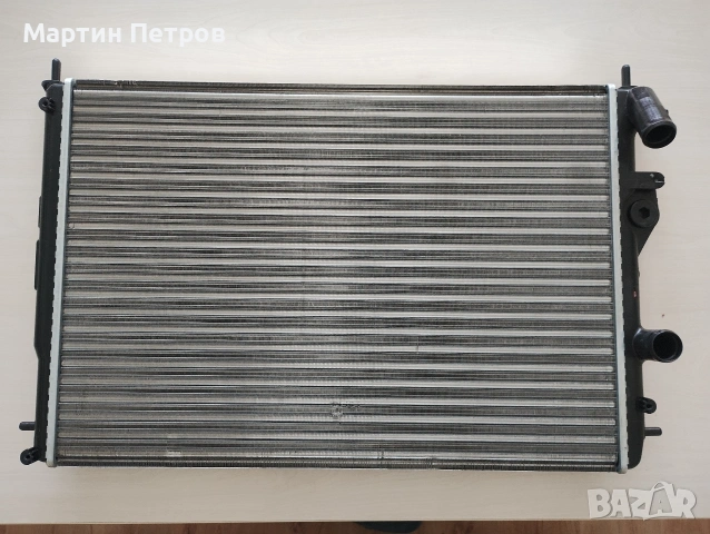 Радиатор за климатик на Рено Сценик 1.6 бензин 2000-5, снимка 4 - Части - 53572343
