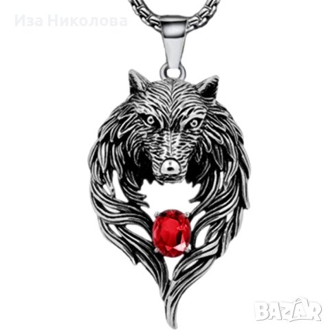 Викингски медальон с вълк и рубин