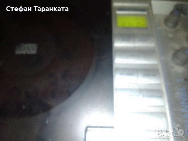 Кросравар михер със два CD playera и вграден усилвател и две тонколони , снимка 13 - Ресийвъри, усилватели, смесителни пултове - 53184287