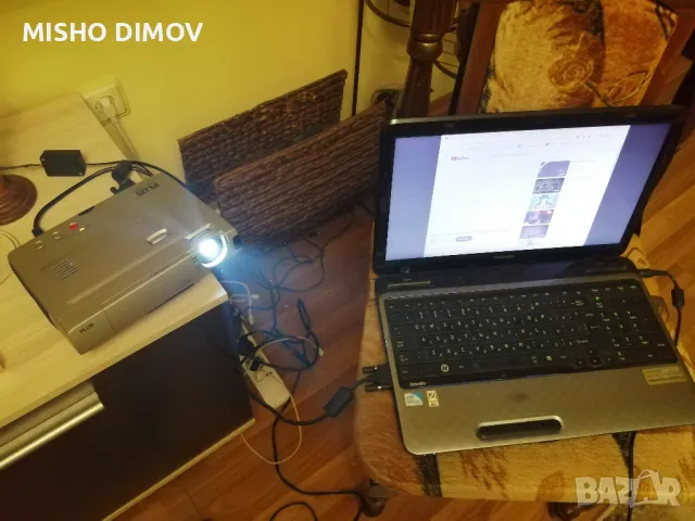 Японски проектор PLUS U3 880,за видео филми , снимка 2 - Плейъри, домашно кино, прожектори - 48384610