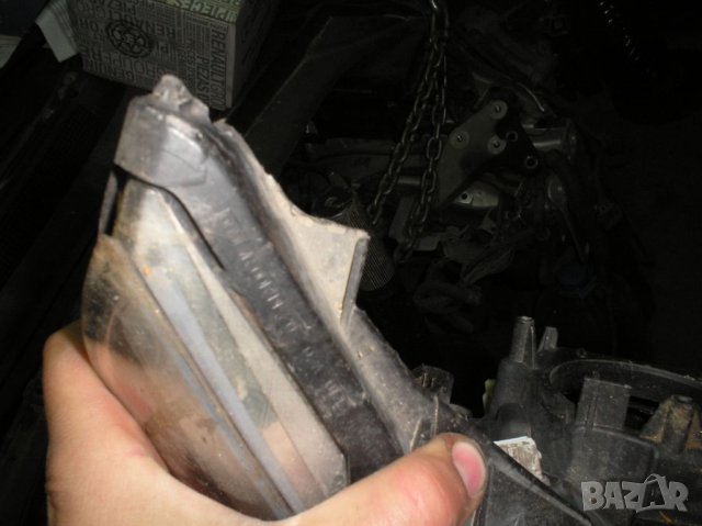 Десен фар ксенон Ситроен Ц4 , снимка 16 - Части - 27765517