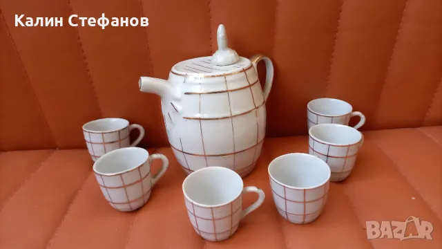 Порцеланов комплект за греяна ракия, буренце с тапа и 6 чашки от едно време, но сега му е времето, снимка 6 - Антикварни и старинни предмети - 48111722