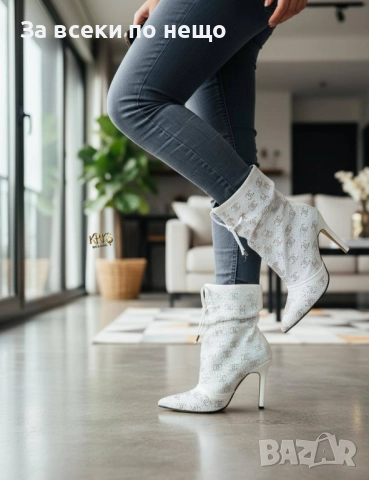 Chanel Дамски Боти На Ток - Налични Различни Цветове Код SK295