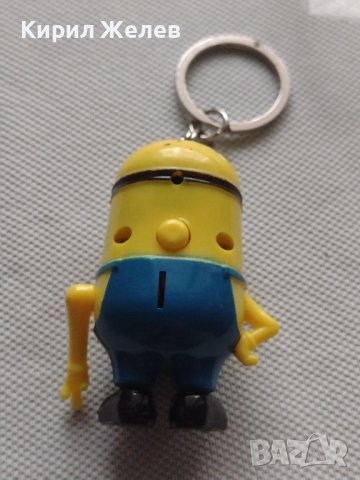 Ключодържател МИНЬОНИТЕ светещи очи подходящ аксесоар за раници 42223, снимка 4 - Други - 43620462