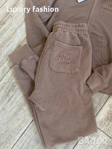 Дамски комплект Miu Miu, снимка 7 - Комплекти - 52463764