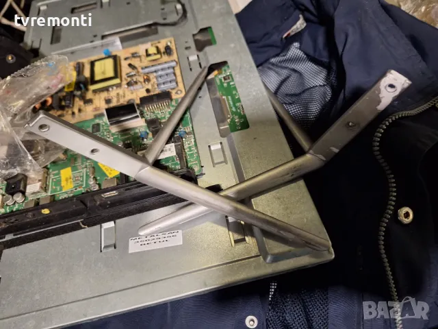 оригинална стойка за телевизор Crown модел 40MA110S Smart