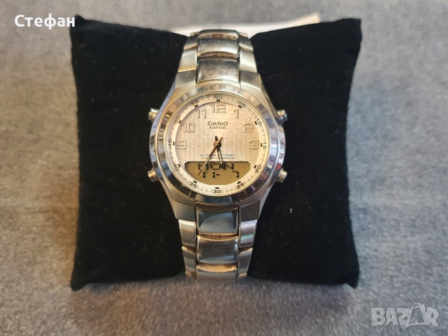 Часовник CASIO EDIFIGE 2747 В отлично техническо състояние, много добър външен вид., снимка 3 - Мъжки - 51986037