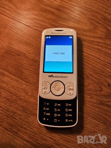 плъзгащ телефон, телефон слайд с копчета sony ericsson W100i, сони ериксон  - 2010г. - работещ., снимка 3 - Sony Ericsson - 43901246
