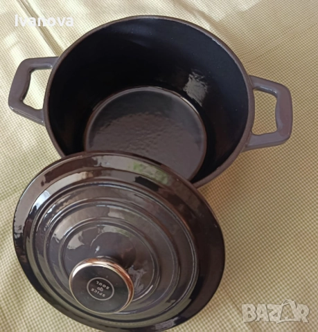 Чугунена тенджерка емайлирана