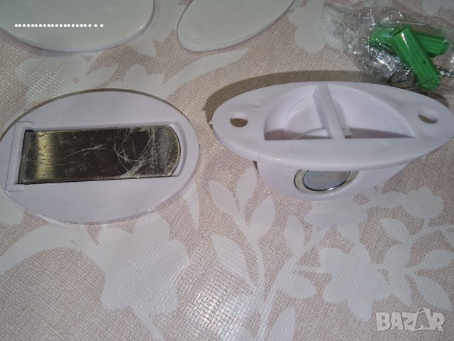 Магнитен стопер врата, бял и черен, снимка 3 - Други - 43391185